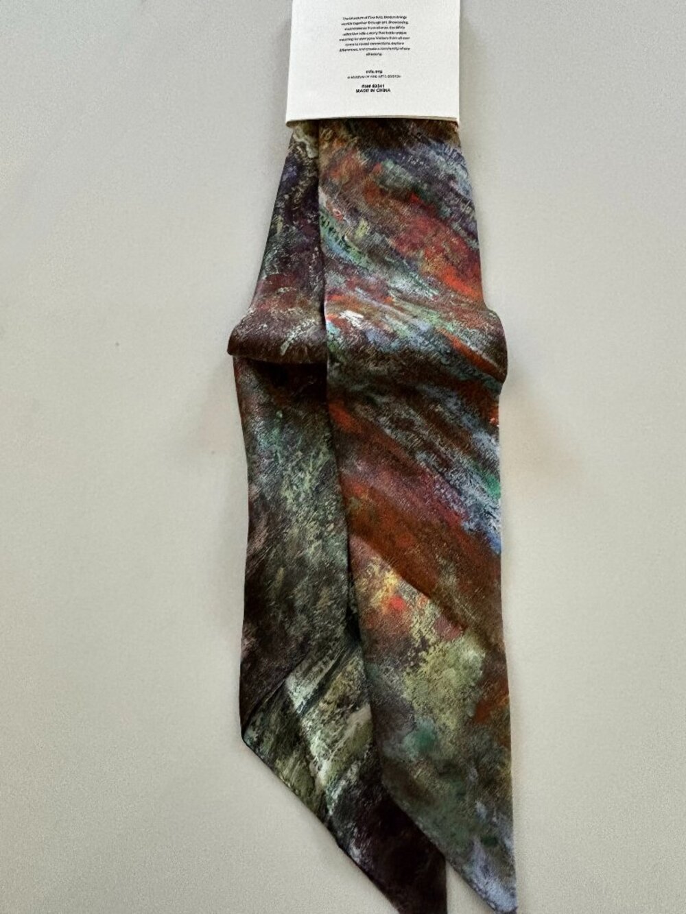 Museum Fine Art Boston Claude Monet Silk Scarf Water Lilies Abstract Pattern NEW - Picture 5 of 13